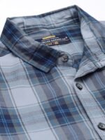 The Indian Garage Co Men Slim Fit Opaque Checked Casual Shirt