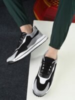The Roadster Lifestyle Co. Men Grey & Black Colourblocked Lightweight Sneakers