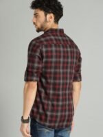 The Roadster Lifestyle Co Men Maroon & Black Regular Fit Checked Sustainable Casual Shirt