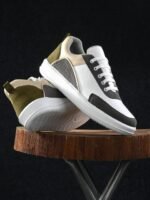 The Roadster Lifestyle Co. Men White & Olive Green Colourblocked Lightweight Sneakers