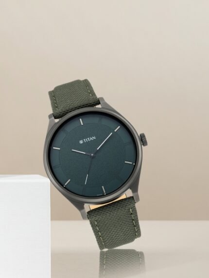 Titan Men Green Analogue Watch