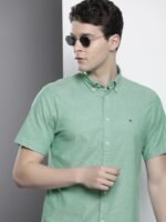 Tommy Hilfiger Solid Regular Fit Casual Shirt