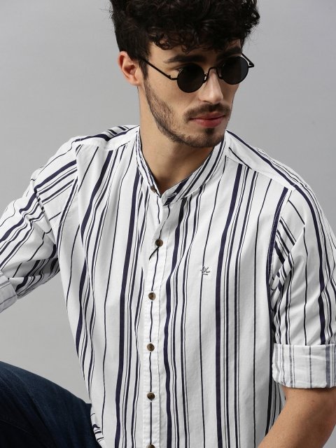 WROGN Men White & Black Slim Fit Striped Casual Shirt