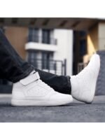 bacca bucci Men White Perforations Synthetic Leather Sneakers