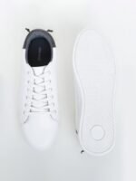 HIGHLANDER Men White Sneakers