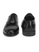 INVICTUS Men Black Solid Formal Oxford Shoes