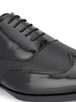 INVICTUS Men Textured Formal Oxfords