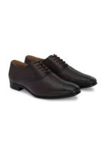 INVICTUS Men Textured Formal Oxfords