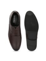 INVICTUS Men Textured Formal Oxfords