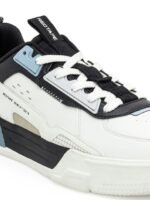 Red Tape Men Colourblocked Lightweight Sneakers