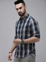 Roadster Men Classic Tartan Checked Casual Shirt