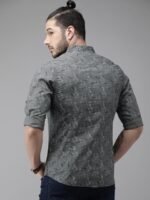 Roadster Men Grey Typography Printed Pure Cotton Casual Sustainable Shirt