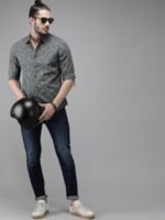 Roadster Men Grey Typography Printed Pure Cotton Casual Sustainable Shirt