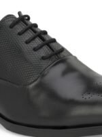 San Frissco Men Textured Leather Formal Oxfords